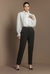 Calça em Alfaiataria com Friso Frontal - comprar online