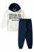 Conjunto infantil masculino de inverno, composto por moletom creme com capuz e calça azul marinho.