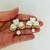 Brinco orquidea com strass