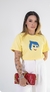 T-shirt Alegria divertidamente cor amarelo