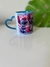 Caneca Stitch com alça de coração,cor azul.