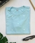 T-shirt corações pequenos poá azul claro - comprar online