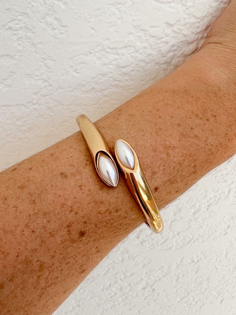 Pulseira Bracelete Pérolas Dourado