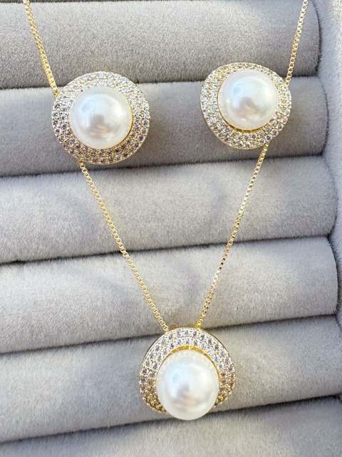 Conjunto Colar Corrente Veneziana e Brinco em Pérola com Cravejado Banhado a Ouro 18k
