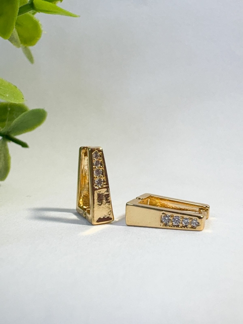 Brinco Argola Click Retangular com Cravejado Banhado a Ouro 18k