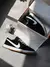 DUNK LOW SB - PRETO/BRANCO/CAMURÇA