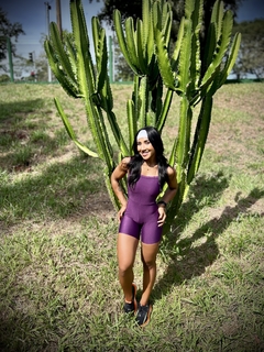 Macaquinho Júlia grape