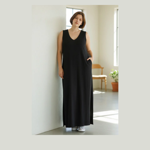 Vestido Longo com Amarração Lateral e Fenda Elegante - A.M.O