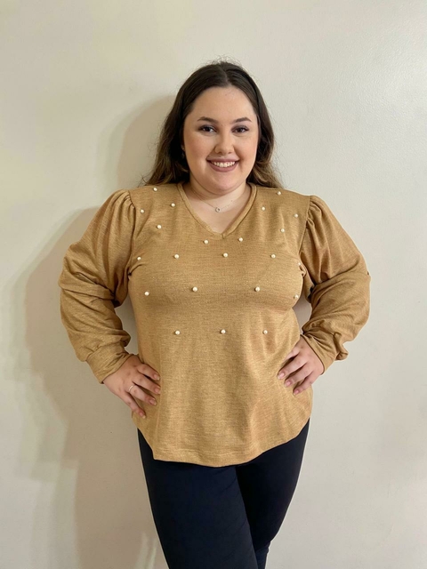 Blusa com aplicação de Pérolas