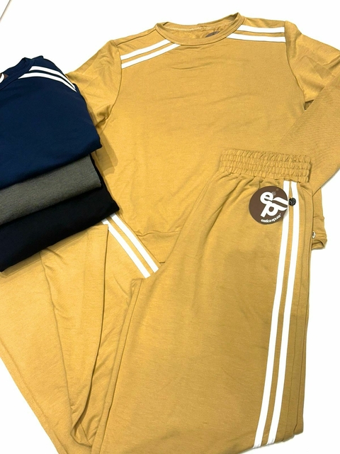 Conjunto blusa e calça