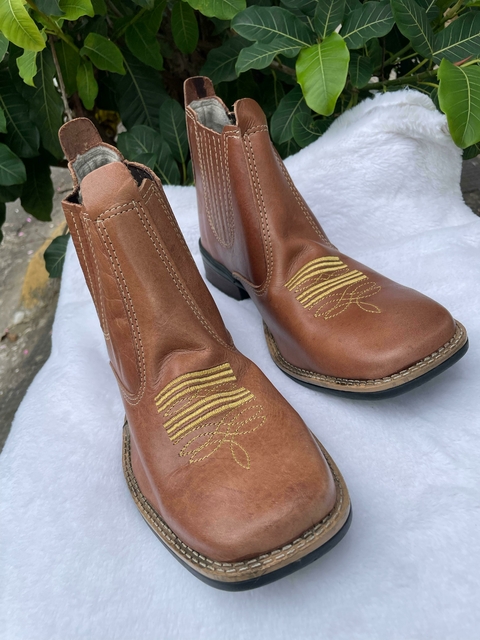 BOTA CANO CURTO MASCULINA