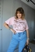 T-SHIRT OVER FIRST COFFEE na internet