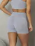 Short empina bumbum