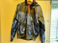 Campera Nike Windrunner talle M - comprar online