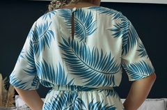 Conjunto Caroline na internet