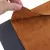 Estojo de couro retrô com design de mapa do tesouro, elegante e funcional, perfeito para organizar seus materiais de forma sofisticada.