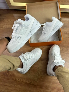 Louis Vuitton Branco - comprar online