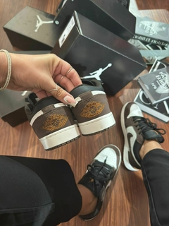 Jordan Low na internet