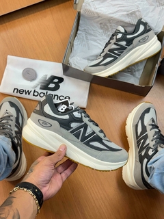 New Balance 990 Cinza
