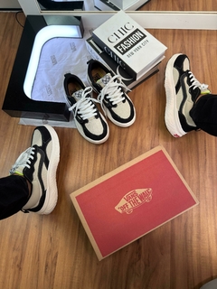 Vans Neo Couro Unisex Branco/ Preto - Moda Tênis