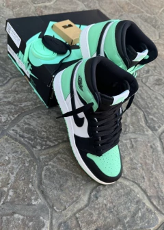 AIR JORDAN 1 HIGH OG GREEN GLOW