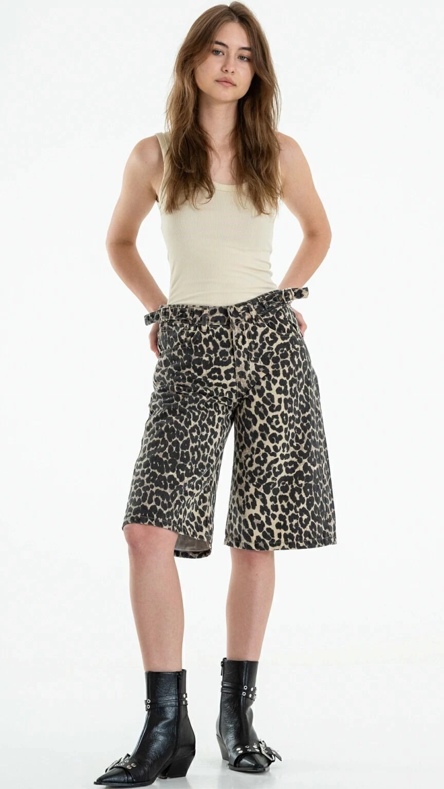 Bermuda Penelope Print (B0935)