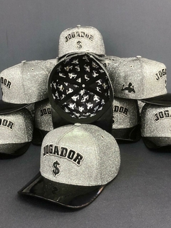 Boné Jogador$ StrapBack Holografico Cinza com Aba de Vinil - comprar online