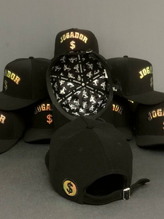Boné Jogador$ SnapBack Nobuck Preto Refletivo Dourado - Jogador$ Caríssimo S6 Bola