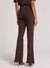 Calça Flare Brown John John na internet