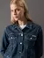 Jaqueta Jeans Feminina Trucker Curta Calvin Klein - comprar online