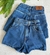 Shorts jeans com cinto
