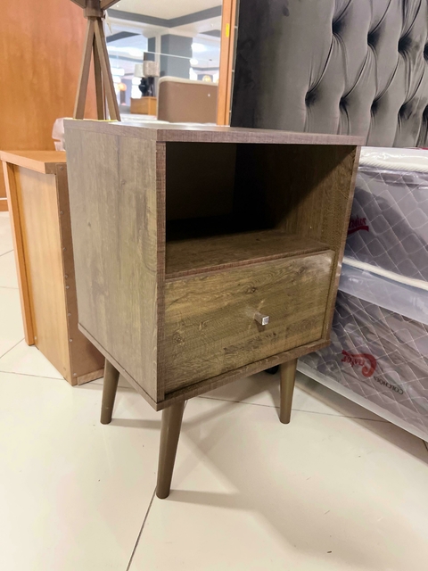 Mesa de Cabeceira Bechara Madeira Rústica - comprar online