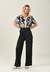 Calça Pantalona Em Linên Com Bolsos Frontais E Traseiros