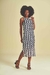 Vestido Midi em Tricô Zig-Zag e Fenda Lateral