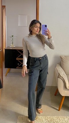 Calça cargo na internet