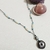 Colar hippie unissex azul branco pingente pedra - comprar online