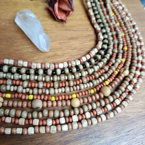 Colar de madeira artesanal Hippie unissex