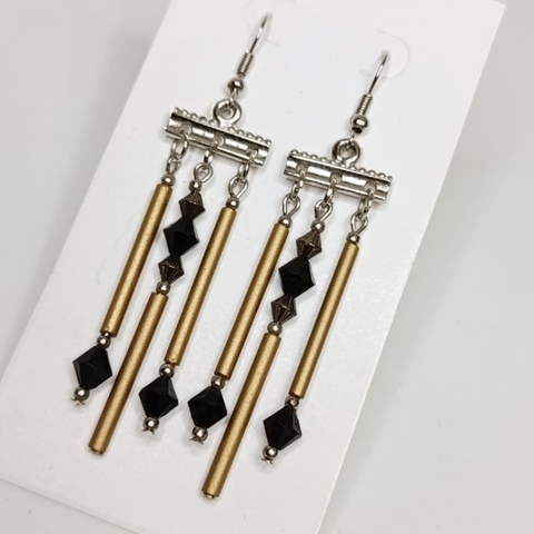 Brinco de canutilho + brinco longo feminino+ brinco cigano feminino