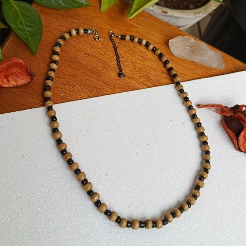 Colar madeira unissex preto hippie + gargantilha de madeira unissex