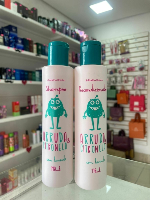 Kit Combate Piolhos Arruda, Citronela E Lavanda - Abelha Rainha - Shampoo + Condicionador - comprar online