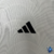 Camisa do CR Flamengo na cor branca, modelo Torcedor, com detalhes em vermelho e logo da Adidas.