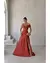 Vestido Festa Longo Ombro Duplo com Fenda e Decote em Camadas Terracota