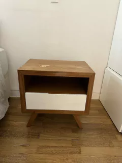 Mesa de cabeceira VELHA BAHIA na internet