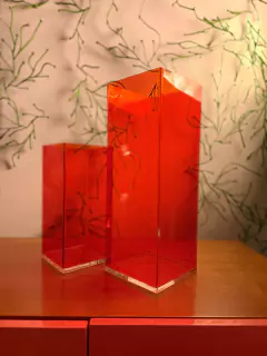 Vaso em Acrílico by Claudia Troncon na internet
