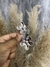 Par de pregadeiras de flor pequena - comprar online