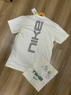 T-Shirt Nk Ultra Premium. na internet