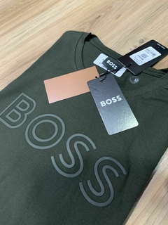 T-Shirt Importada Peruana Boss. na internet