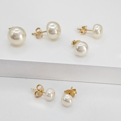 BRINCO TRIO PÉROLAS ACHATADAS BANHADO A OURO - comprar online