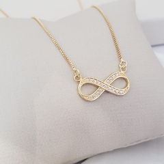 COLAR INFINITO CRAVEJADO BANHADO A OURO - OURO - 40CM - comprar online