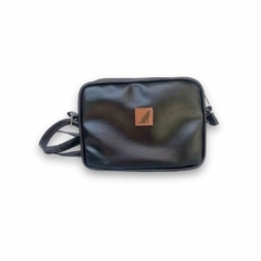 Bolsa Feminina Preta ou Branca Crossbody Passeio Festas Couro Sintético - Zee bags
